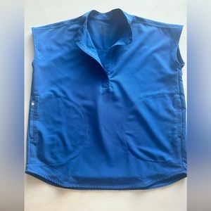 ALPS BLUE PREOWNED FIGS RAFAELA WOMEN SCRUB TOP SIZE SMALL